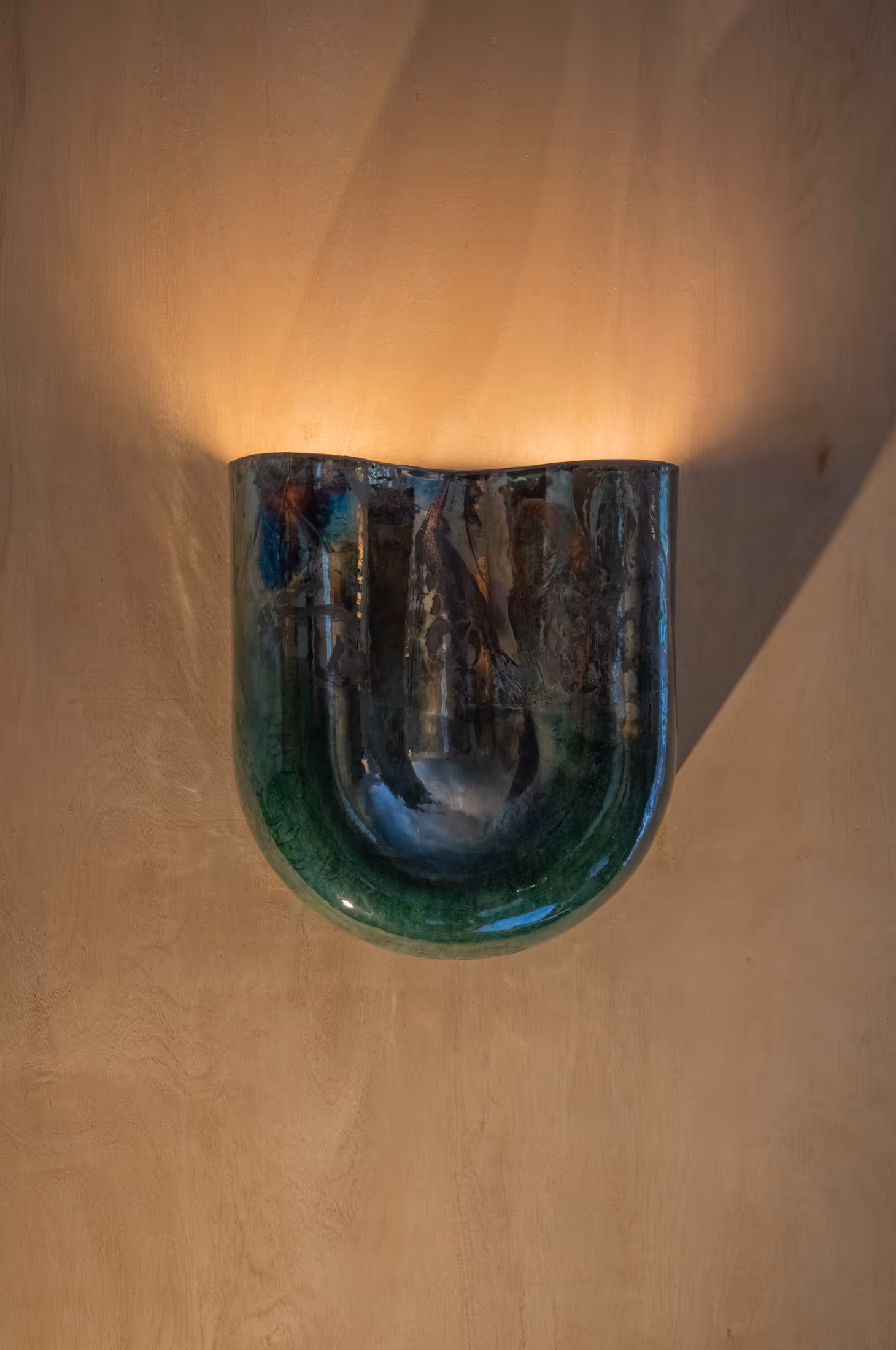 Alcova miami arrived aliens